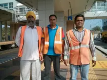 images/train_01small.jpg