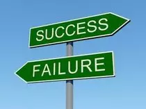 success-failure-street-sign.jpg