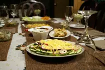 dinner-639908_640.jpg