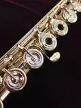 gold-flute-background.jpg