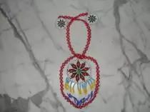 page1_pictures/beaded_necklace.jpg