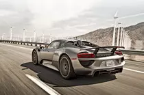 porsche-918-2015-wallpaper-3.jpg