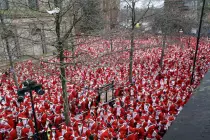 santas.jpg