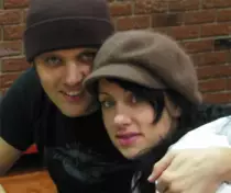 pics/ShellJames.jpg