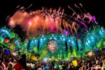img/tomorrowland2.jpg