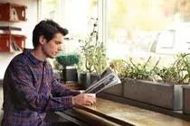 modulo_dos/images/Man-reading.jpg