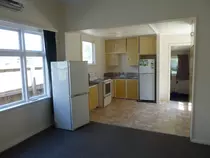 images/31-crown-kitchen.png