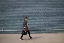 fashion_website/walking.jpg
