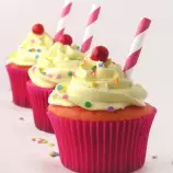 strawberry-lemonade-cupcake2.jpg