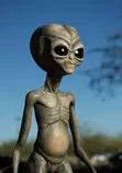 Bug-eyed-alien-sculpture.jpg